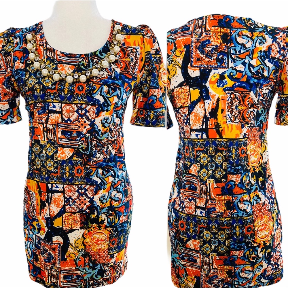 Retro Dress With Pearl/Rhinestone necklace